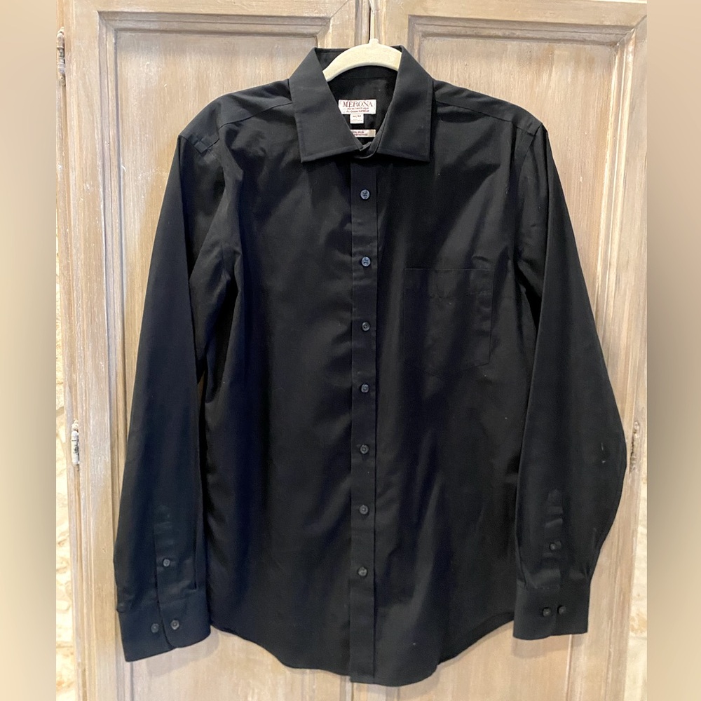 Merona non iron black button down shirt size medium
